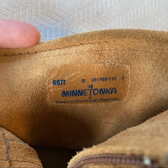 Minnetonka Moccasin Double Fringe Boots - Picture 5 of 10